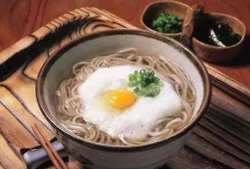 吃瓜爆料流水面小哥,揭秘娱乐圈幕后真相